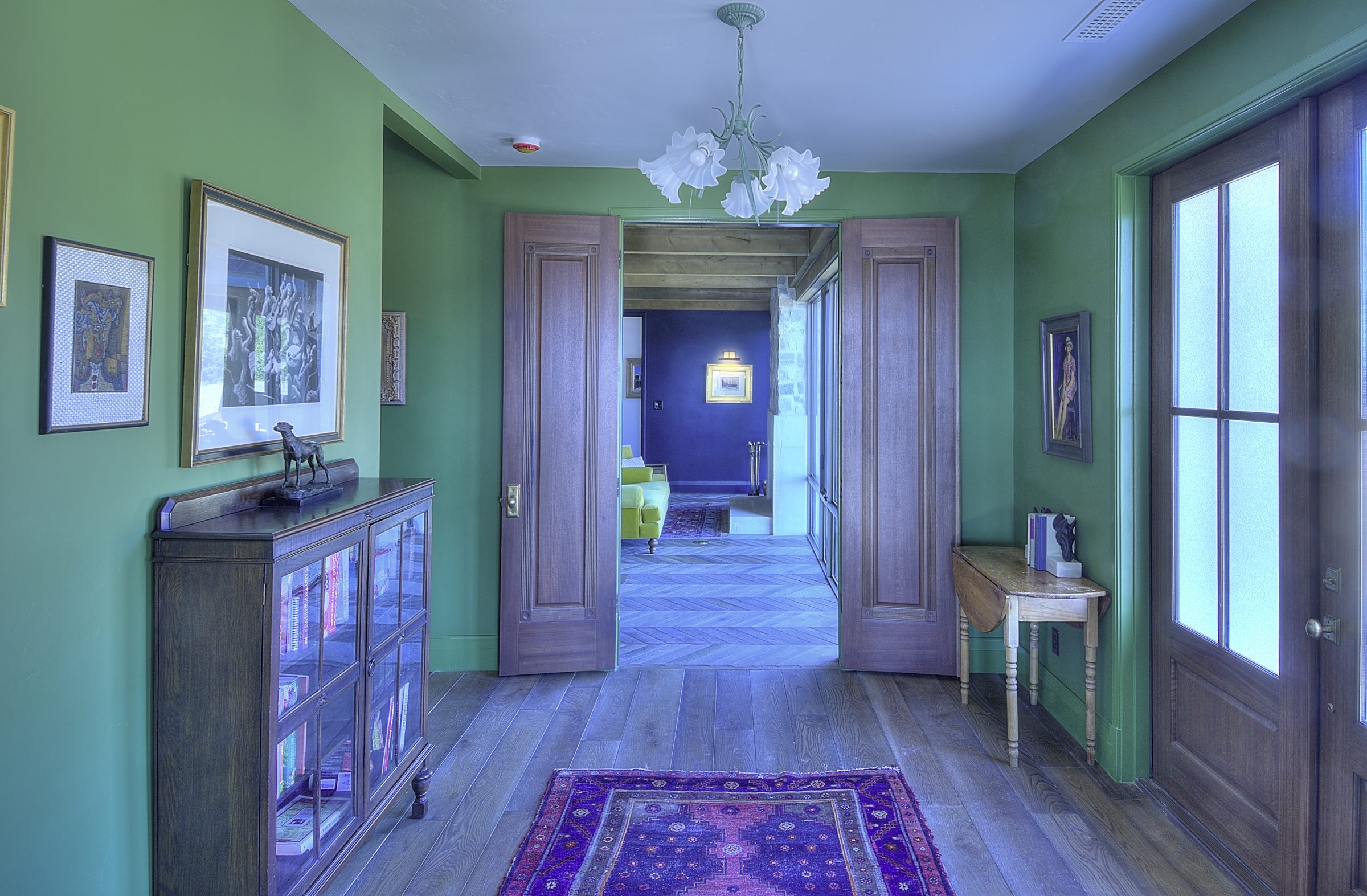 The Stein — hallway thumbnail