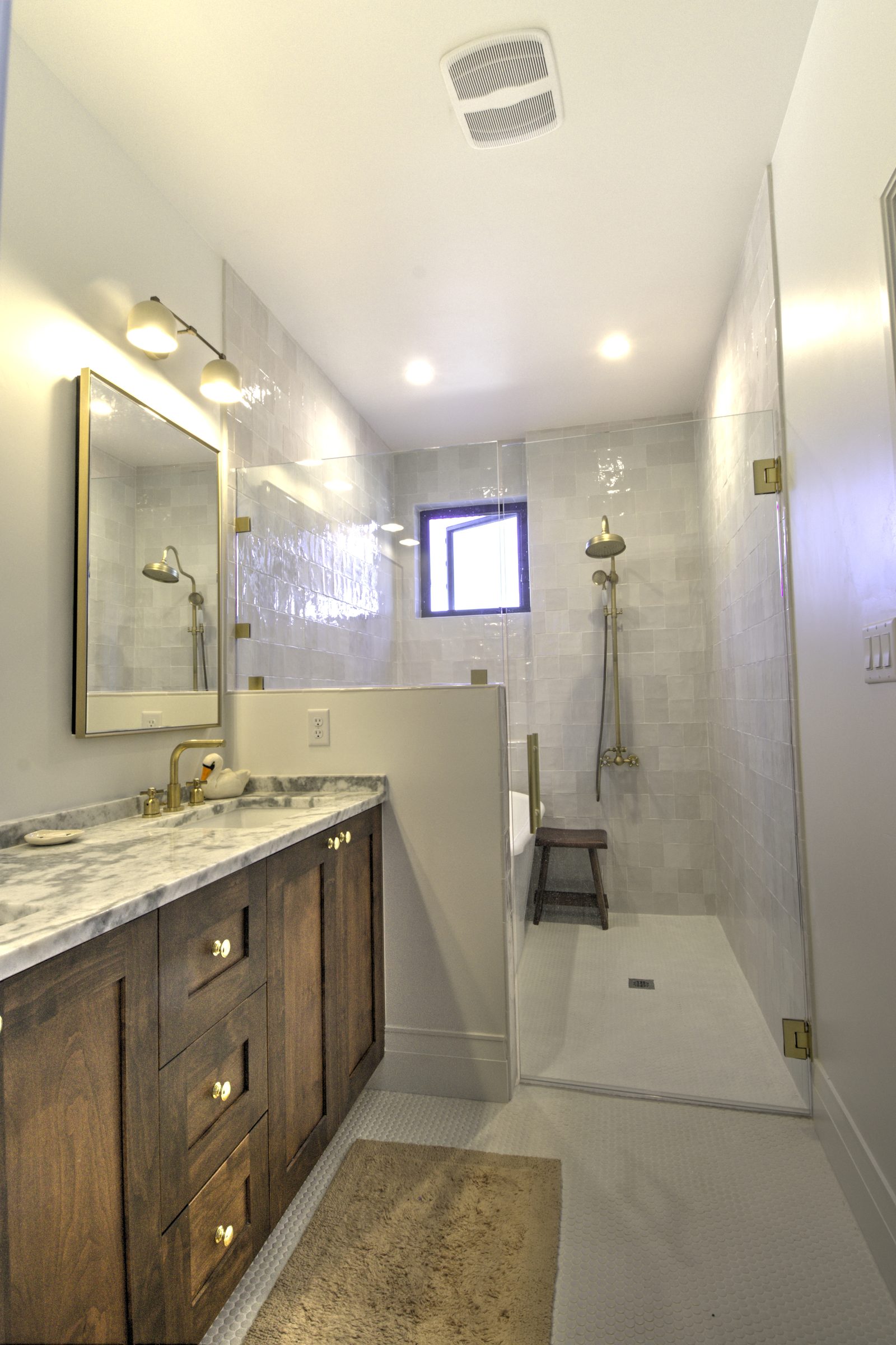The Stein — bathroom ii thumbnail